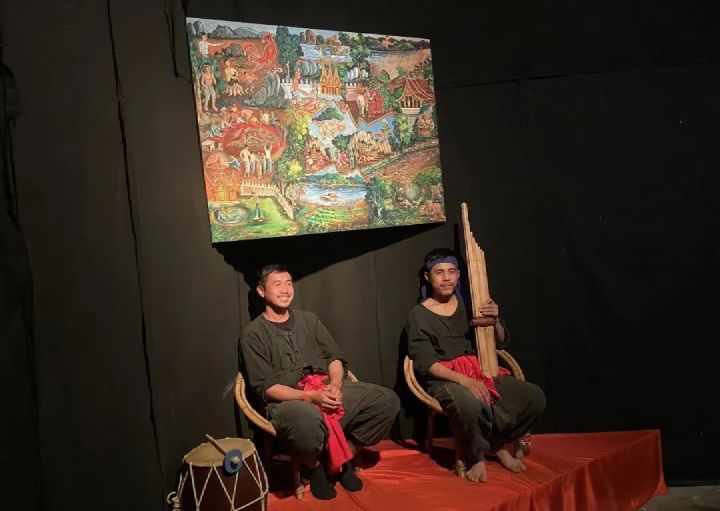 Garavek, a folk-story theater in Luang Prabang Garavek, a folk-story theater in Luang Prabang